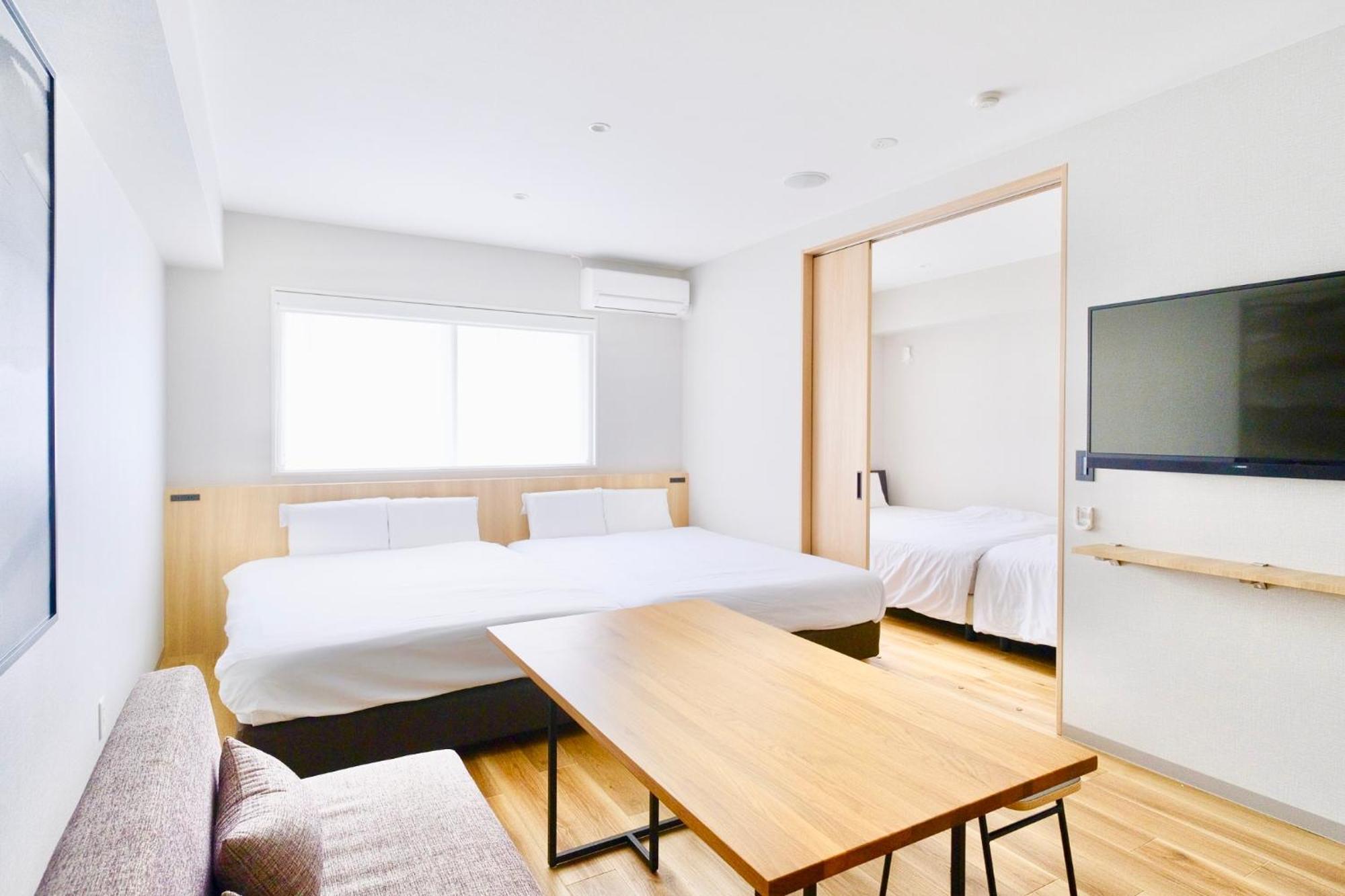 Comforts81 Shinsaibashi Osaka Exteriör bild